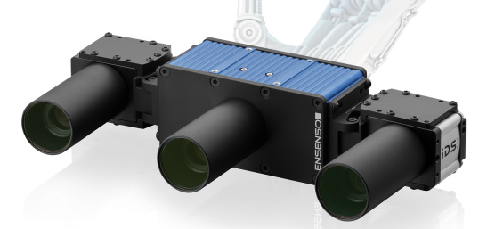 Ensenso Xシリーズのカメラと、背景の「3D」サインを持つロボットハンド
