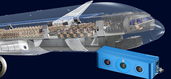 航空機前方部のキャビン内部を望む構図。手前には Ensenso 3D カメラが写っている。