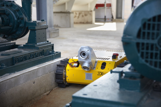 Inspection robots – with USB uEye LE