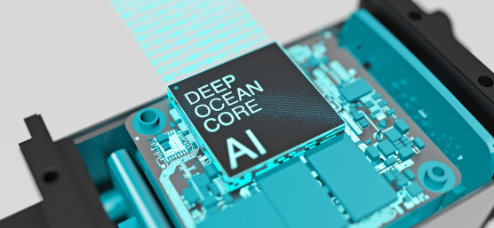 DEEP OCEAN CORE AIと書かれたチップが回路基板上で強調されている